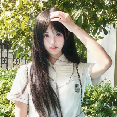 白色巴士 海报